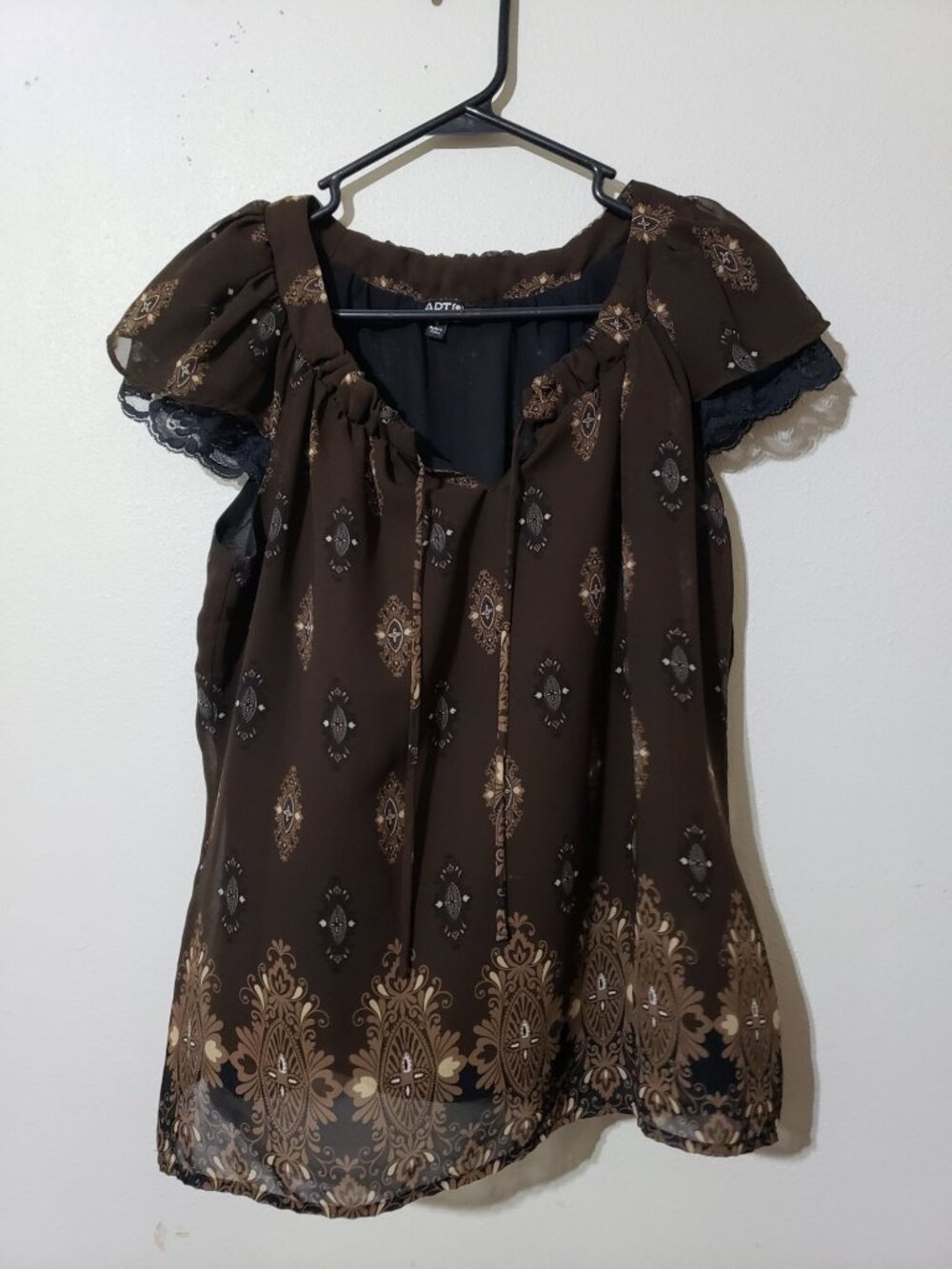 APT.9 brown, short sleeve, geometric pattern, sheer top with lining, size S